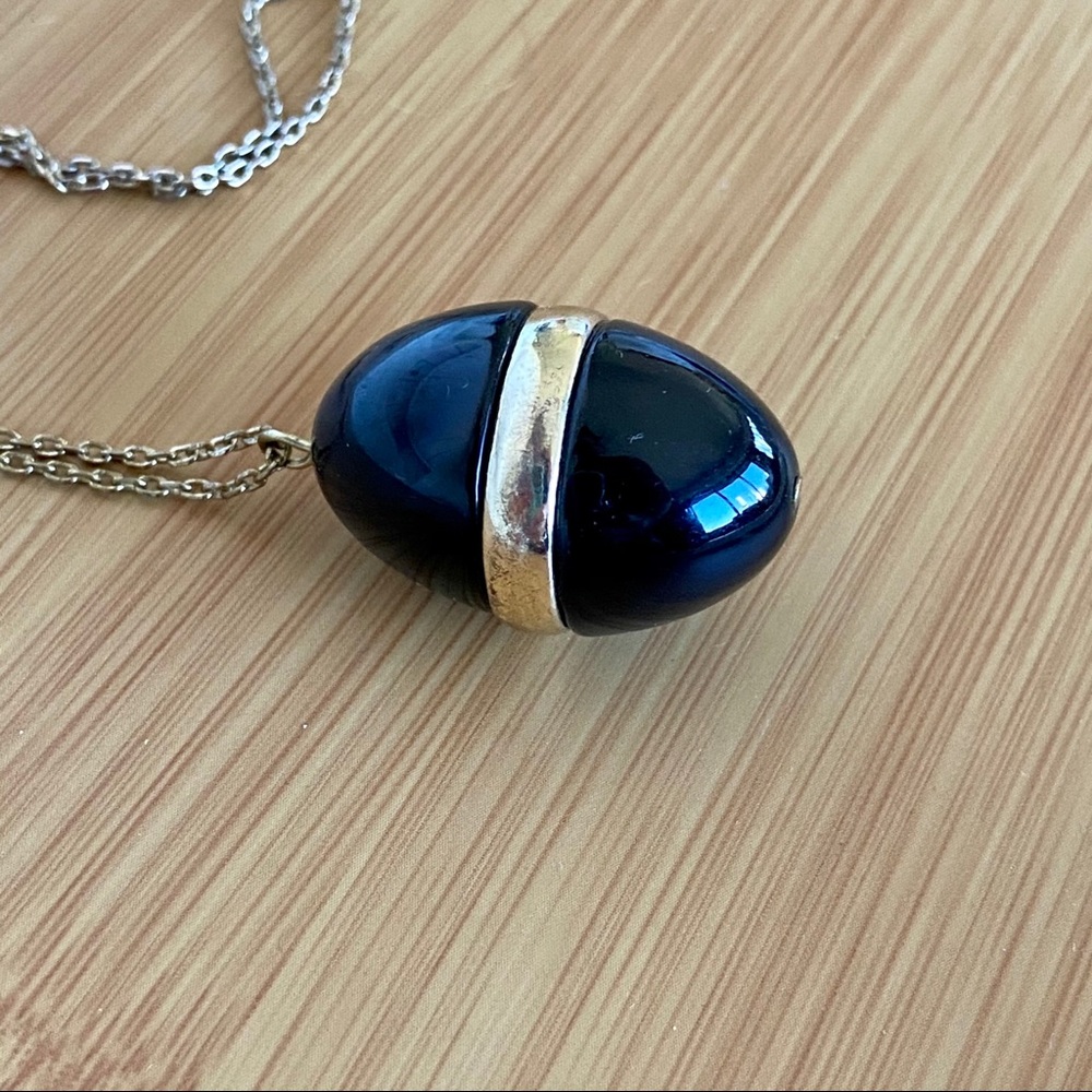 Black Egg Pendant Necklace Gold Tone Band Oval Stone Long Chain Jewelry - Picture 2 of 3